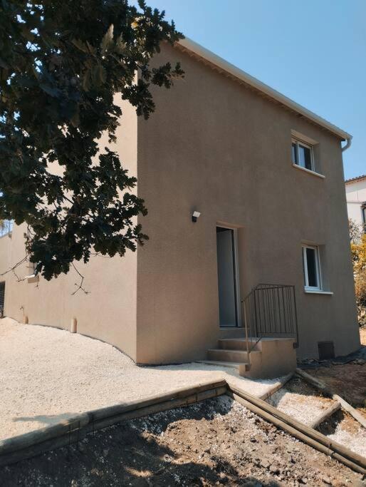 Charmante Maison Avec Jardin Aux Portes Des Gorges De L'Ardeche Saint-Julien-de-Peyrolas Extérieur photo